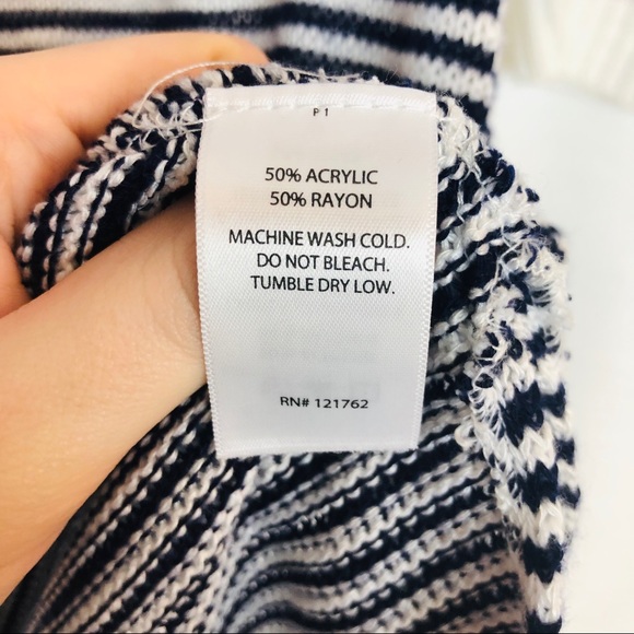 Cynthia Rowley Sweater Dress/Tunic Size Small - Picture 6 of 7